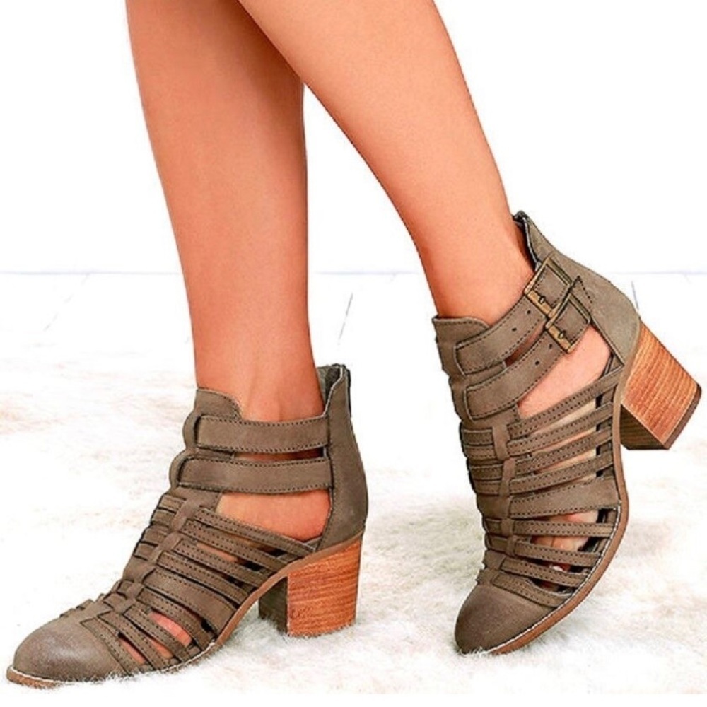 Steve Madden‎ Frenchey Tan Strappy Sandals